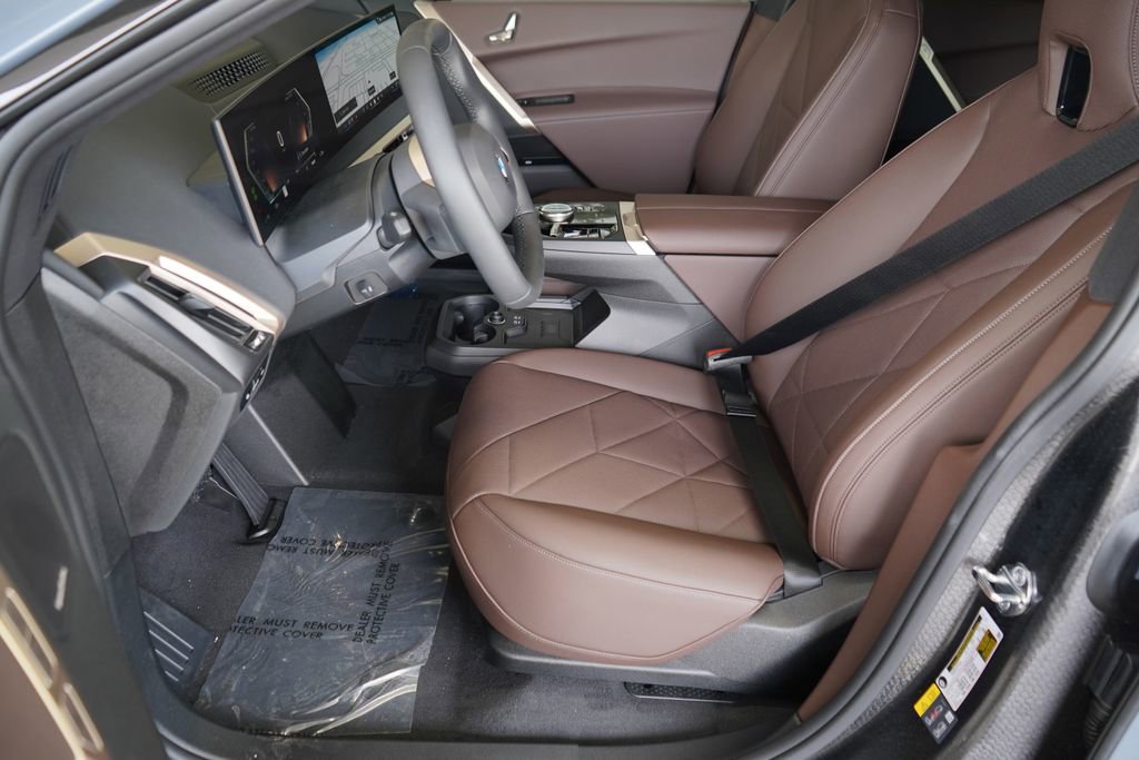 New 2026 BMW iX xDrive45 w/ Premium Package image 10