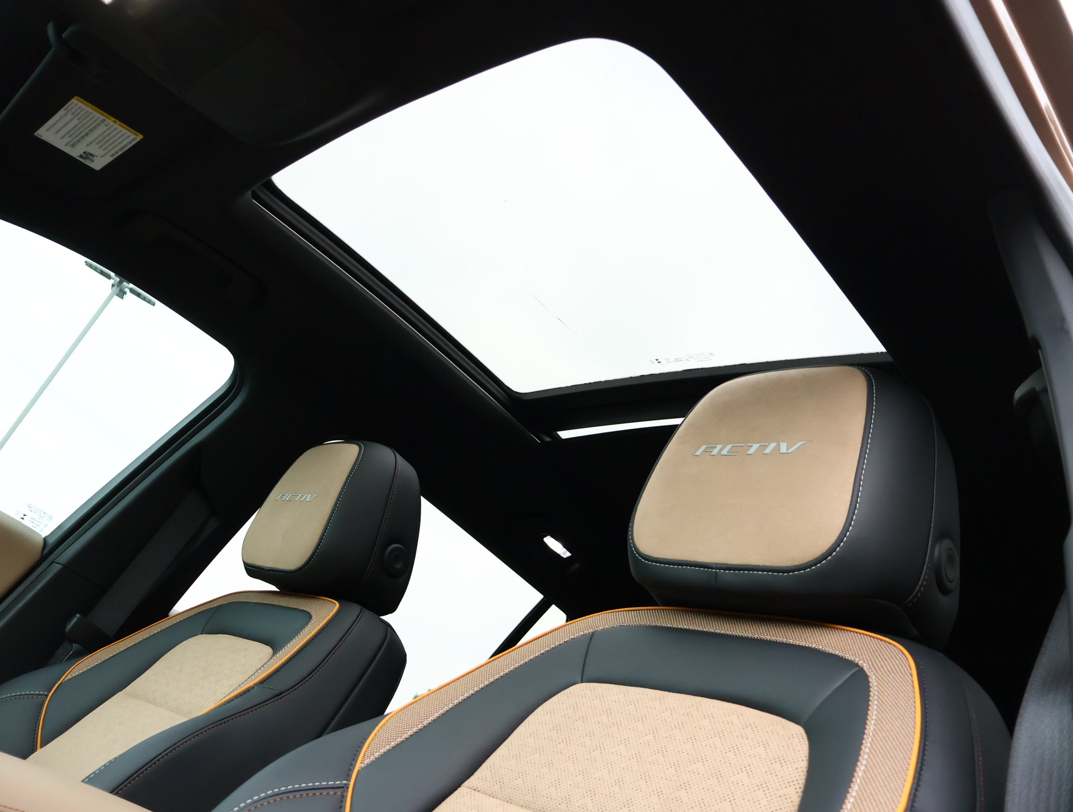 New 2027 Chevrolet Equinox ACTIV w/ Safety and Technology Package FWD image 21
