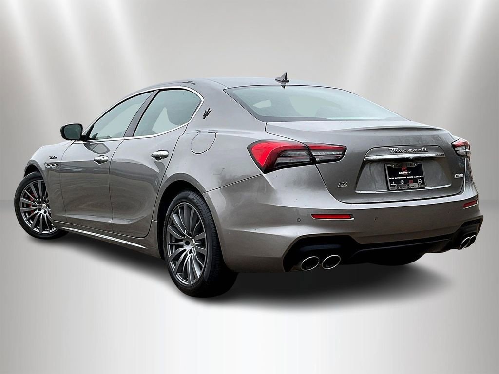 Used 2022 Maserati Ghibli Modena Q4 AWD/4WD image 4