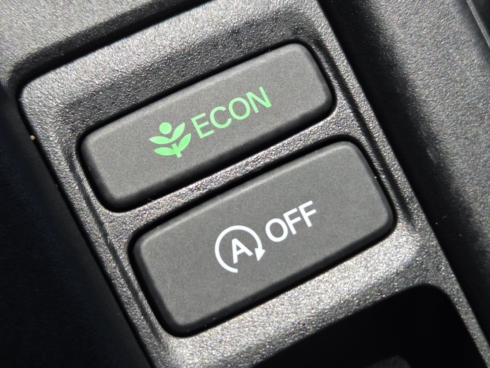 Certified 2025 Honda Accord SE image 9