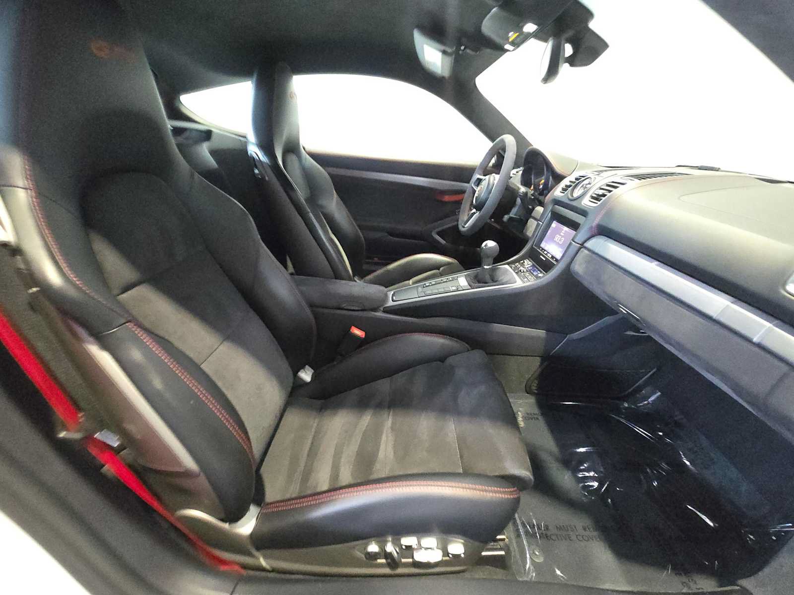 Used 2016 Porsche Cayman GT4 RWD image 13