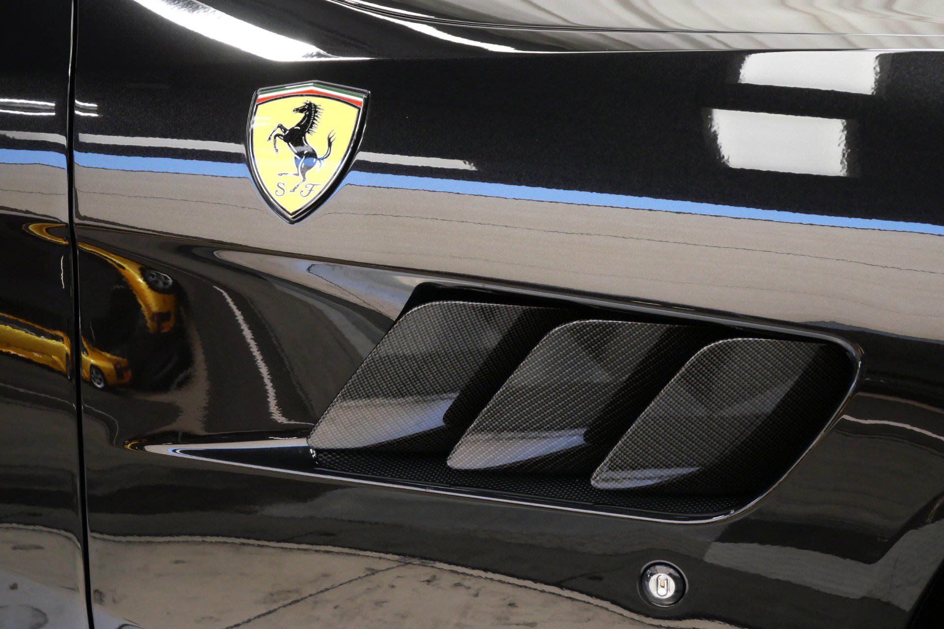 Used 2018 Ferrari GTC4Lusso image 45