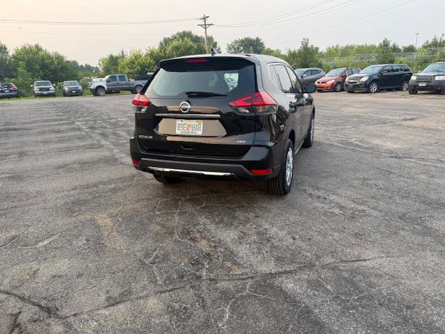 Used 2017 Nissan Rogue S image 9