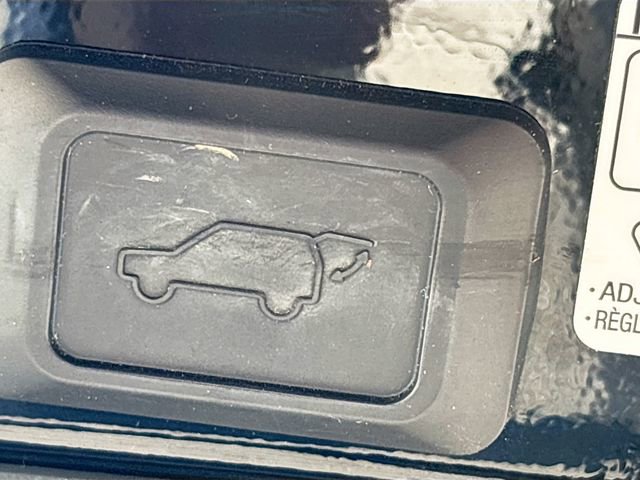 Used 2017 Toyota RAV4 Limited image 13