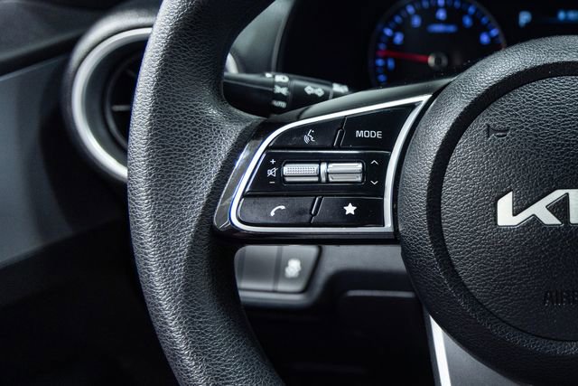 Used 2023 Kia Forte LXS image 14