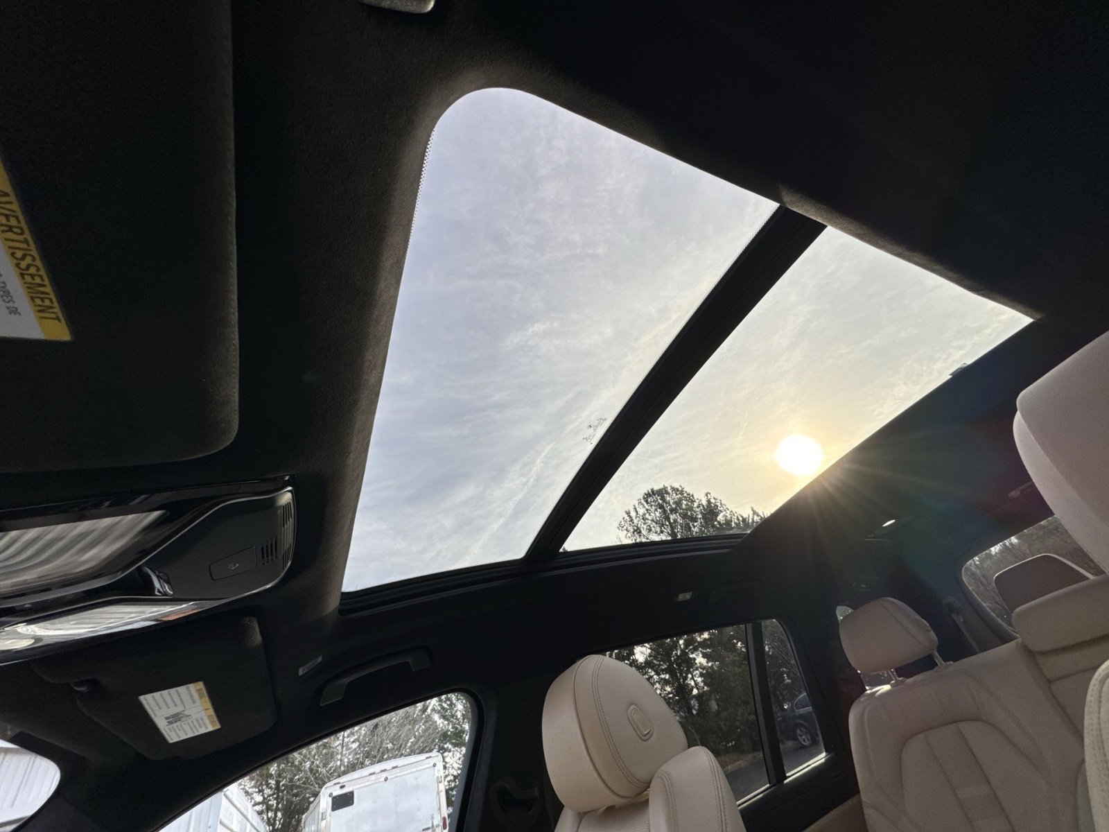 Used 2021 BMW X7 xDrive40i w/ Premium Package 2 image 24