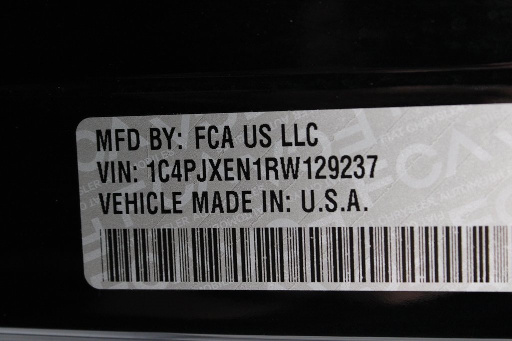 Used 2024 Jeep Wrangler Sahara image 35