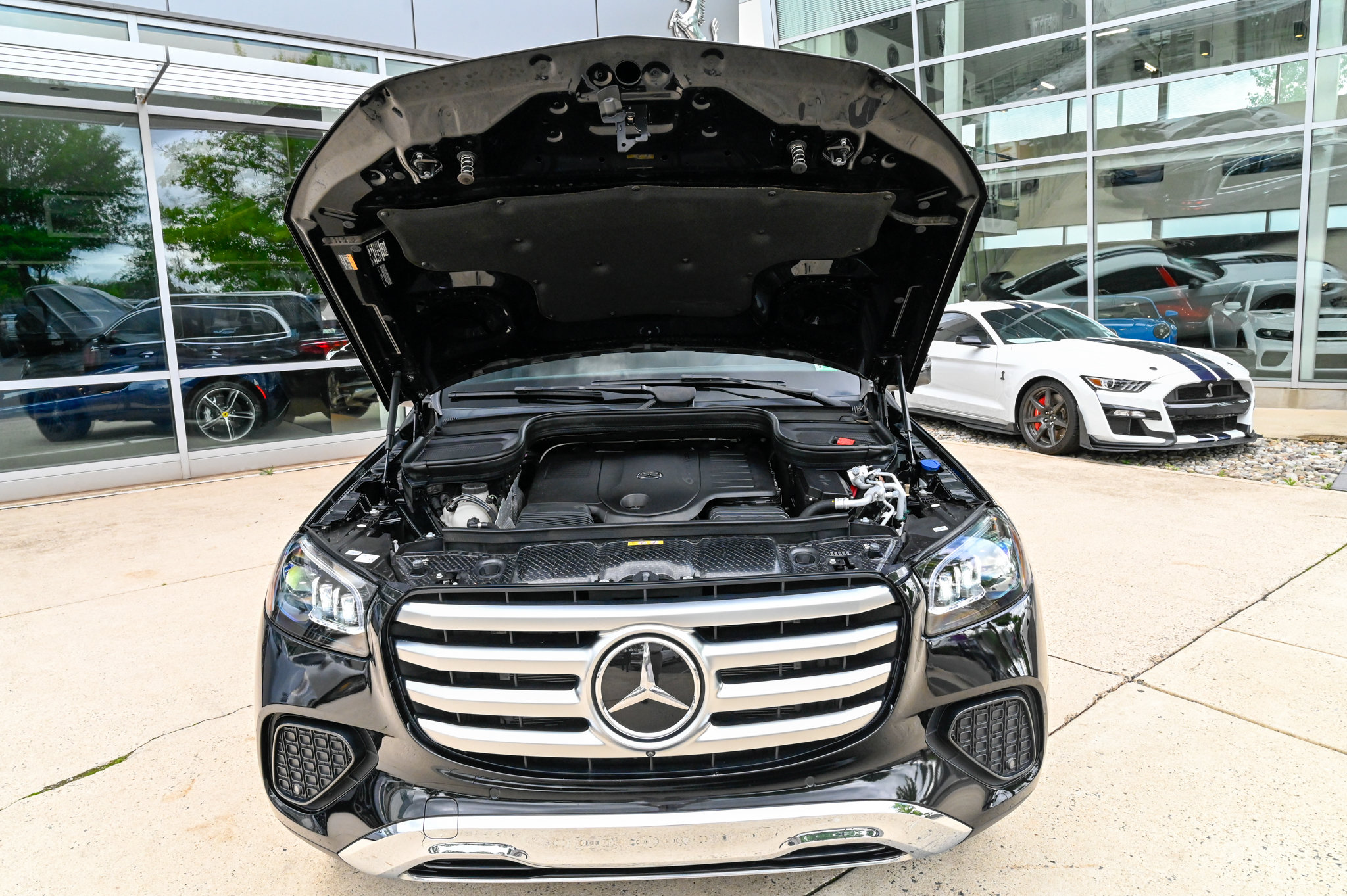 Used 2025 Mercedes-Benz GLS 450 4MATIC image 65