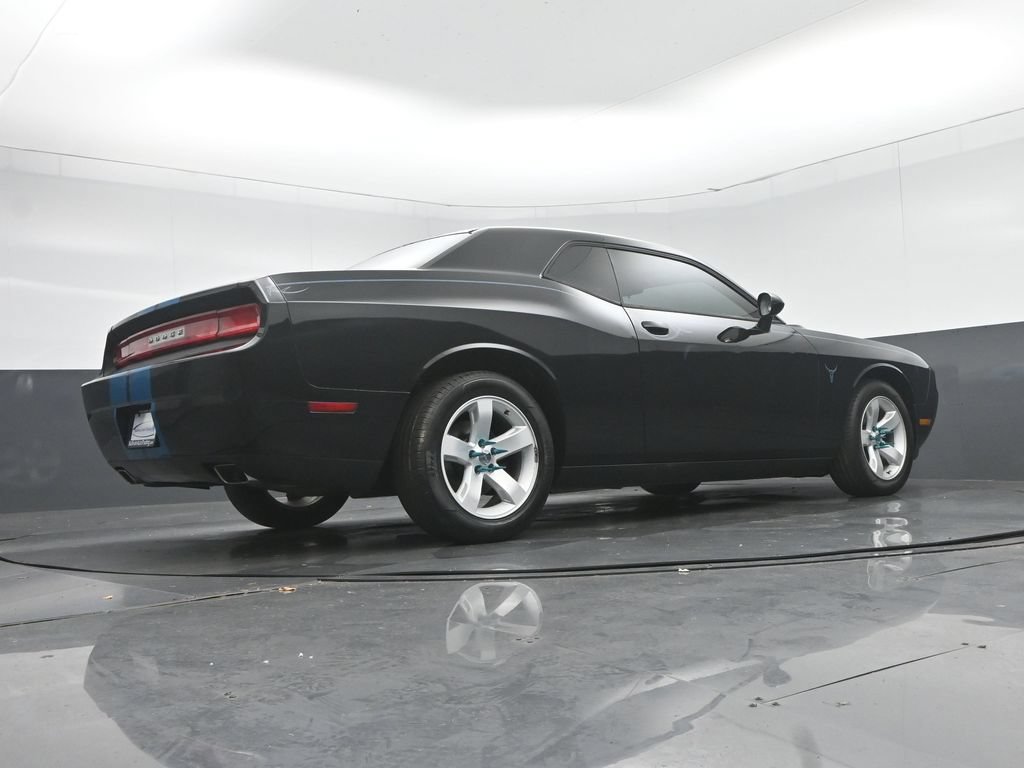 Used 2012 Dodge Challenger SXT RWD image 47