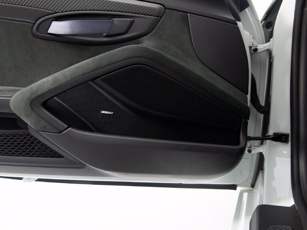 Certified 2025 Porsche 718 Cayman GT4 RS RWD image 31