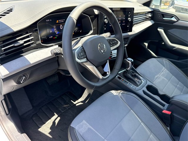 New 2025 Volkswagen Jetta SE image 39