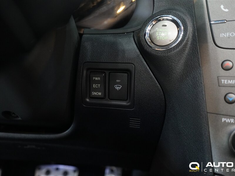 Used 2014 Lexus IS 250C RWD image 22