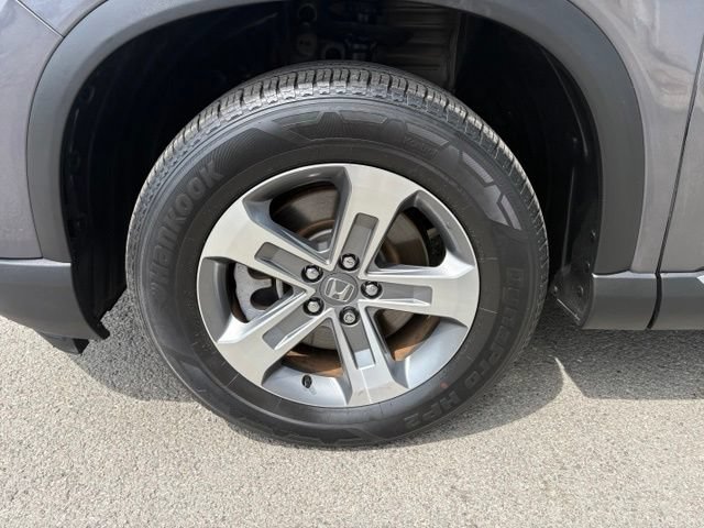 Used 2023 Honda Pilot EX-L image 13