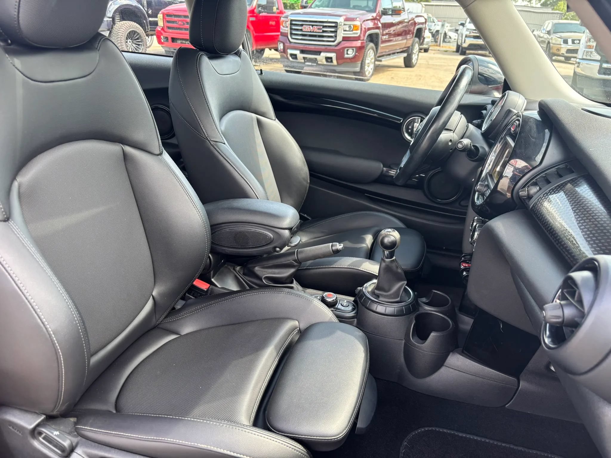 Used 2017 MINI Cooper S FWD image 16