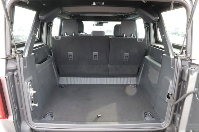 Used 2025 Ford Bronco 4-Door image 9