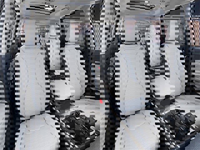 New 2025 Kia Carnival SX Prestige image 15