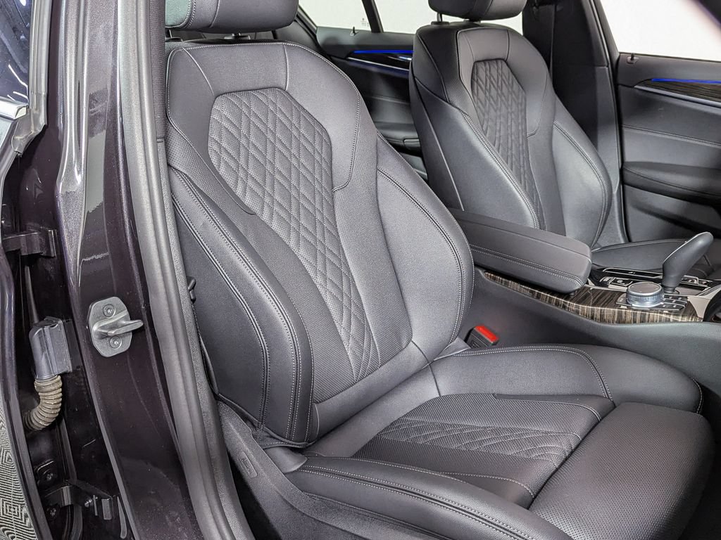 Used 2022 BMW 540i xDrive w/ Premium Package AWD/4WD image 32