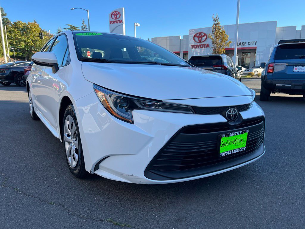 Used 2023 Toyota Corolla LE