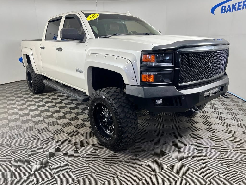 Used 2015 Chevrolet Silverado 1500 High Country w/ High Country Premium Package AWD/4WD image 8
