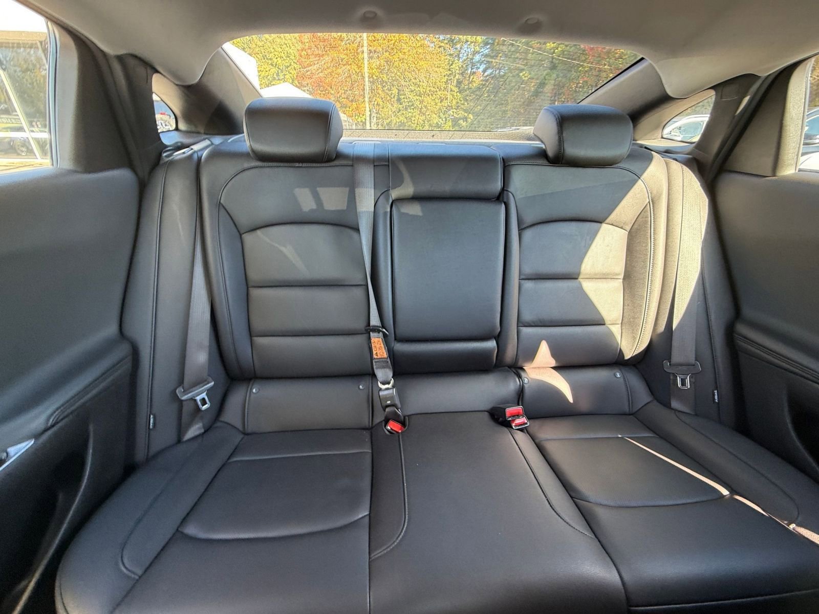 Used 2024 Chevrolet Malibu LT image 38