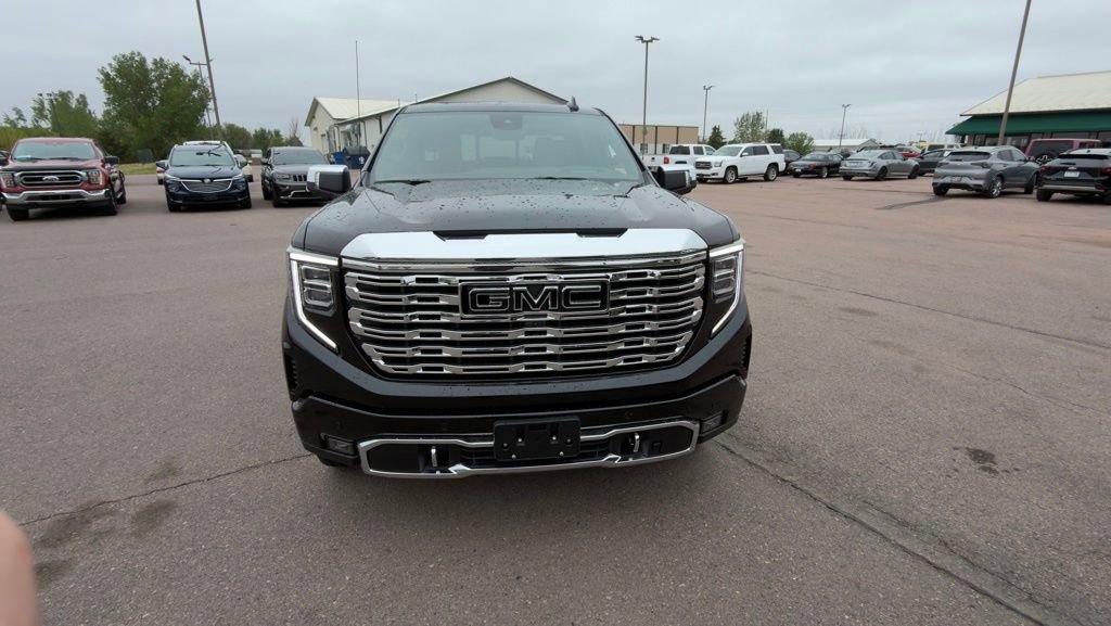 Used 2026 GMC Sierra 1500 Denali w/ Denali Reserve Package AWD/4WD image 5