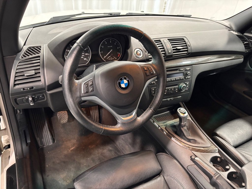 Used 2012 BMW 128i Convertible image 9