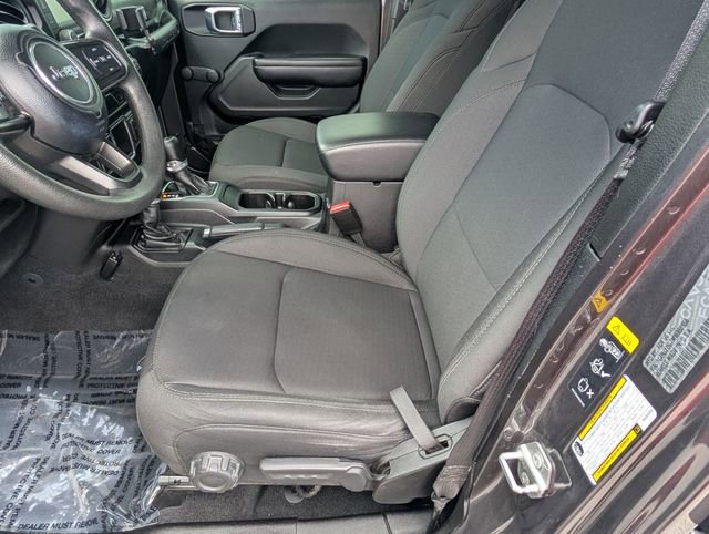 Used 2021 Jeep Wrangler Unlimited Sport image 11