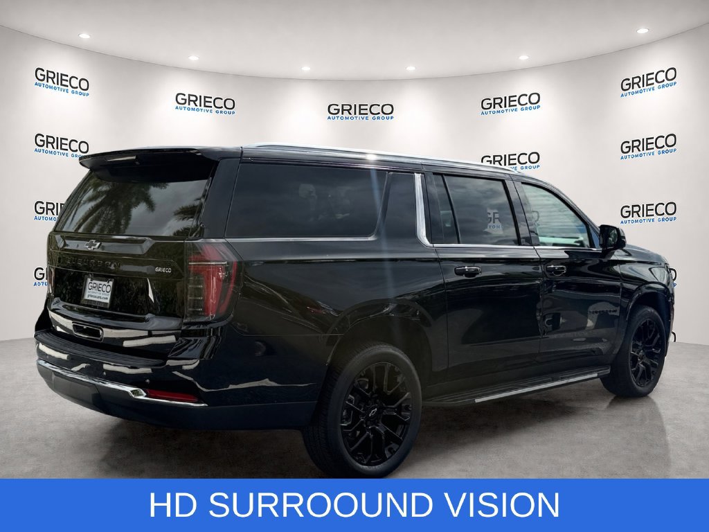 Used 2025 Chevrolet Suburban LS RWD image 7