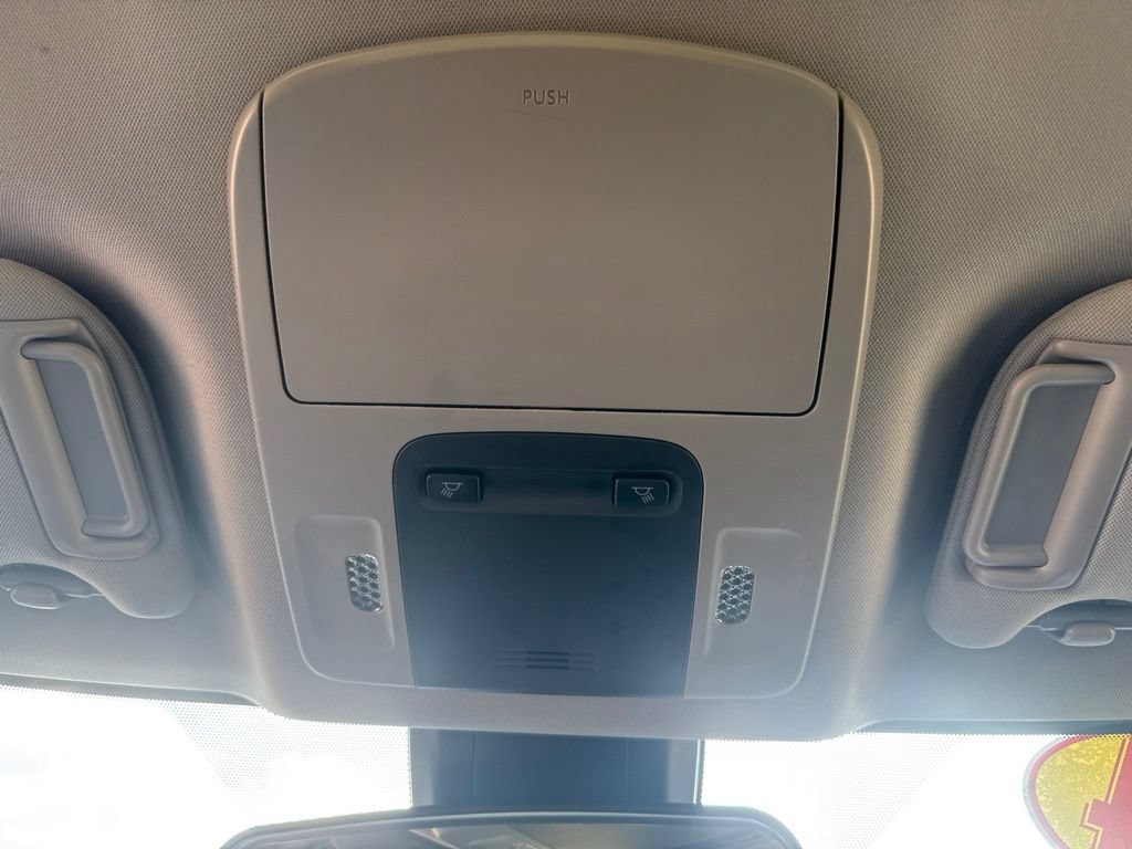 Used 2024 Toyota Camry SE FWD image 27