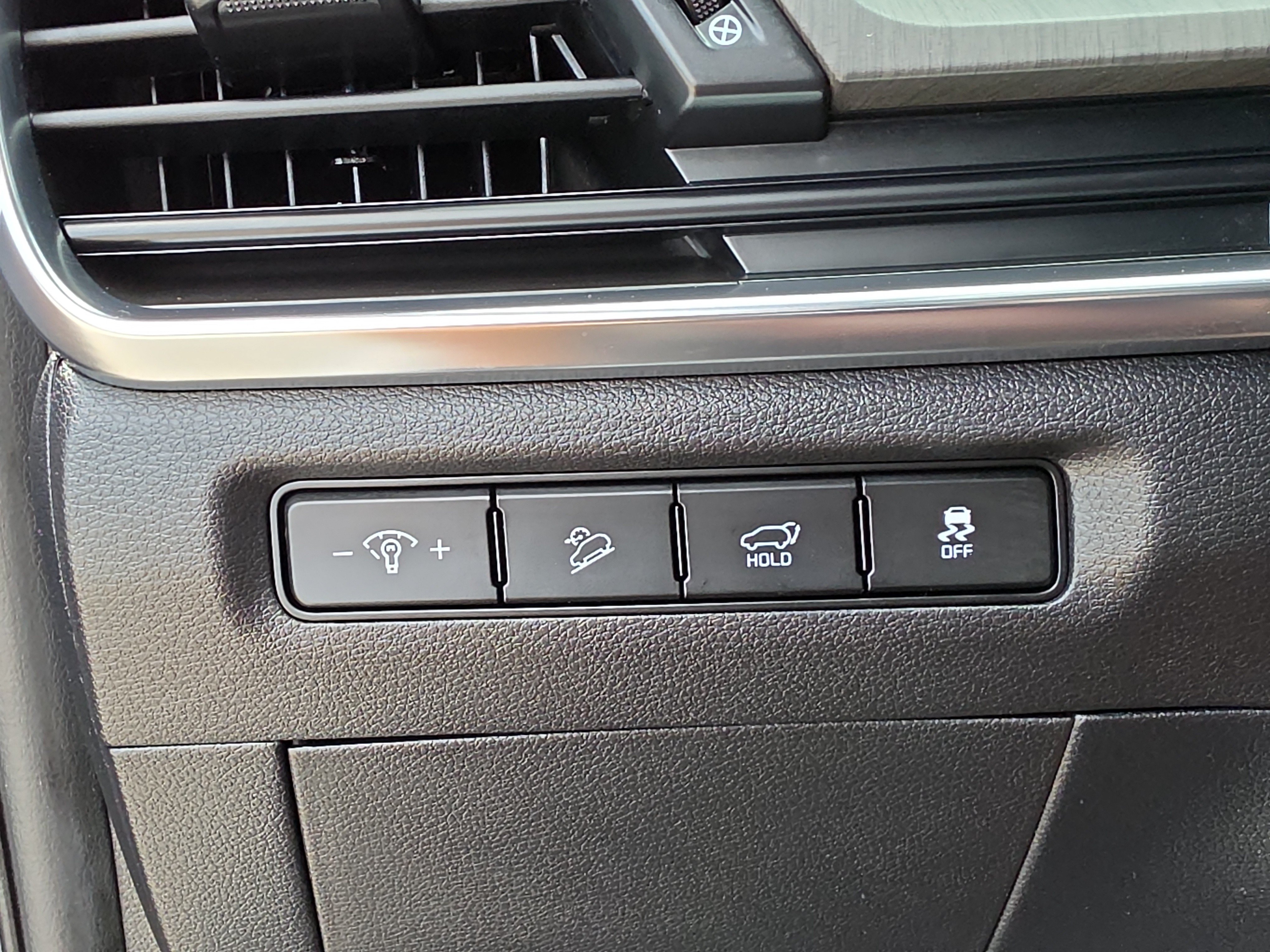 Used 2024 Kia Telluride SX w/ Towing Package FWD image 30