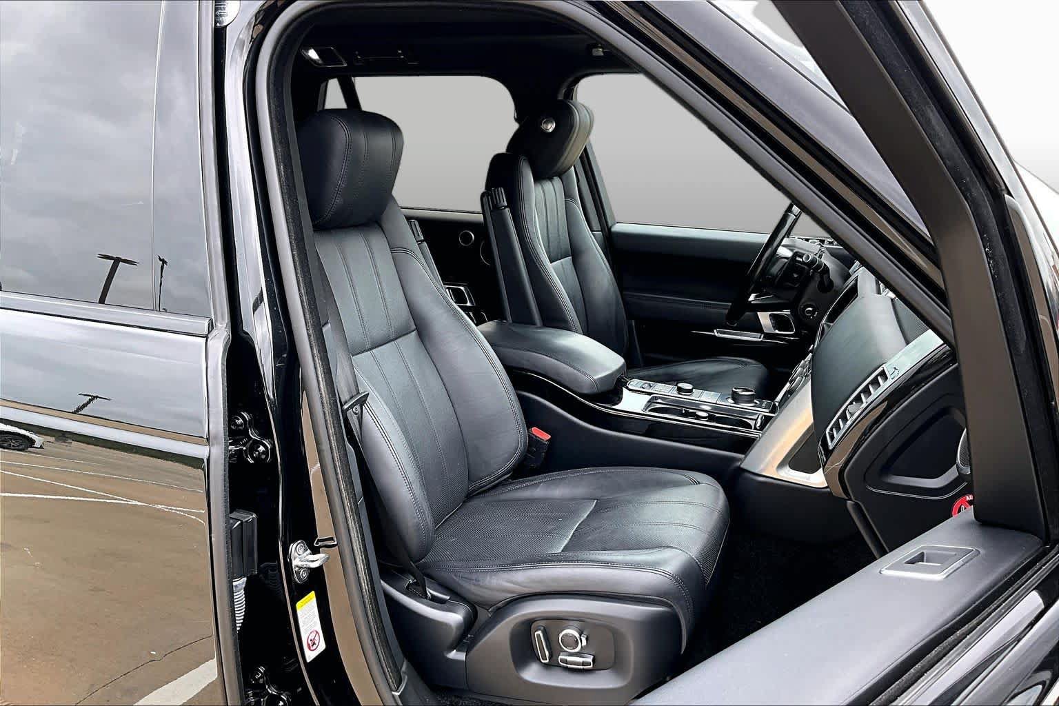 Used 2017 Land Rover Range Rover HSE AWD/4WD image 9