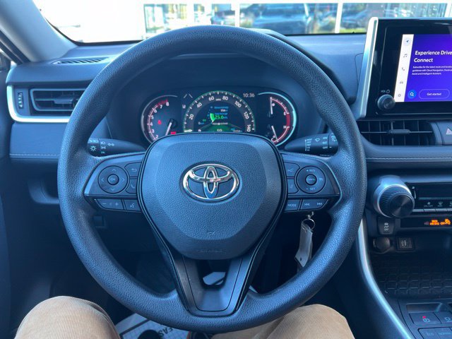 Used 2023 Toyota RAV4 LE AWD/4WD image 14