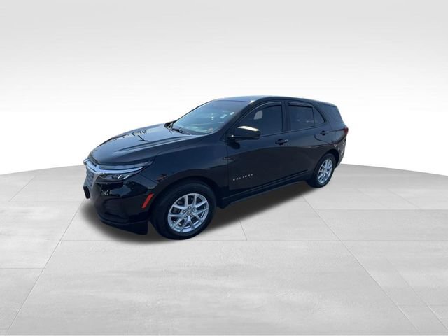 Certified 2023 Chevrolet Equinox LS w/ LS Convenience Package image 4