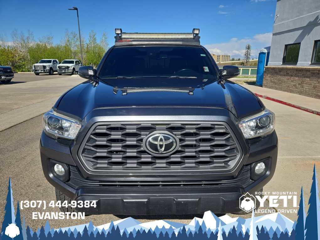 Used 2022 Toyota Tacoma TRD Off-Road w/ Technology Package AWD/4WD image 8