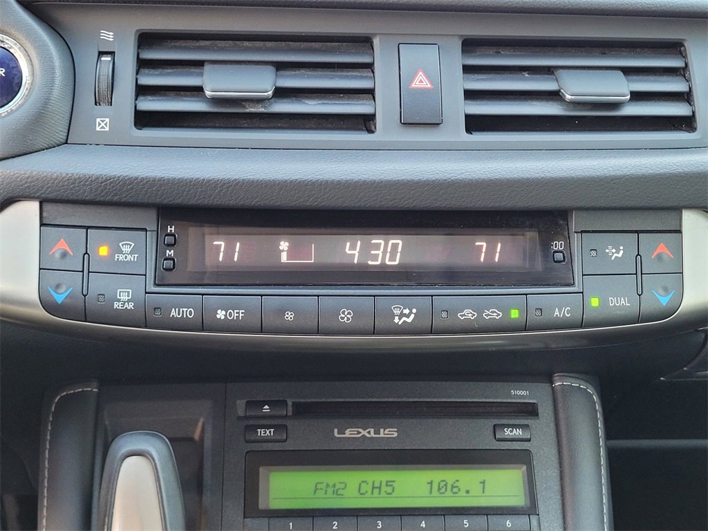 Used 2017 Lexus CT 200h 200h image 18