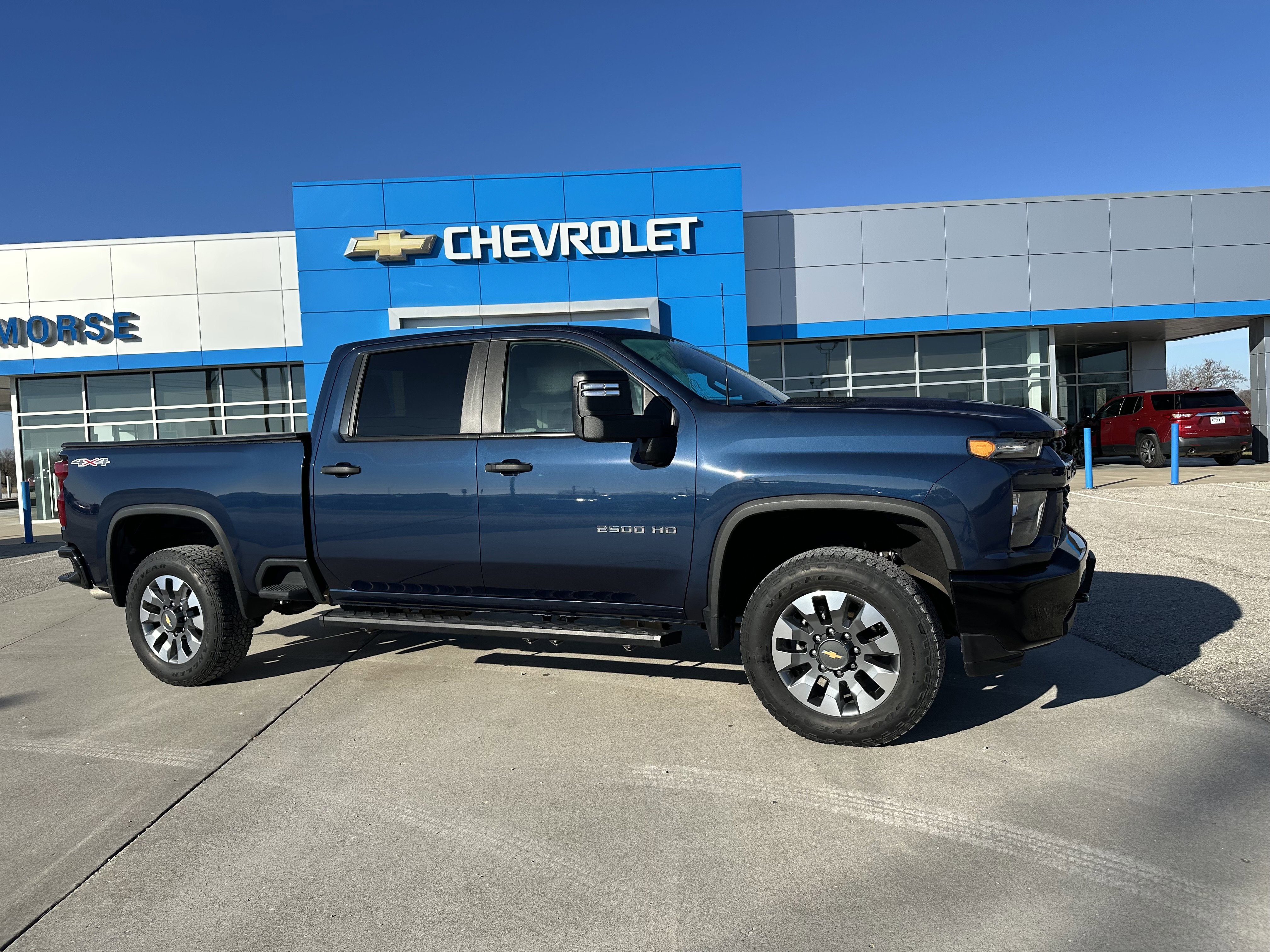 Used 2022 Chevrolet Silverado 2500 Custom w/ Custom Convenience Package image 4