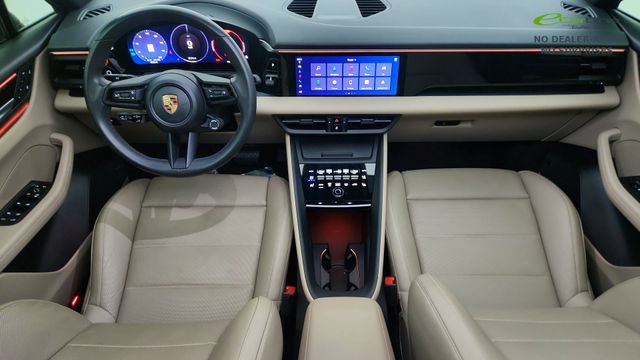 Used 2025 Porsche Macan Electric RWD image 20