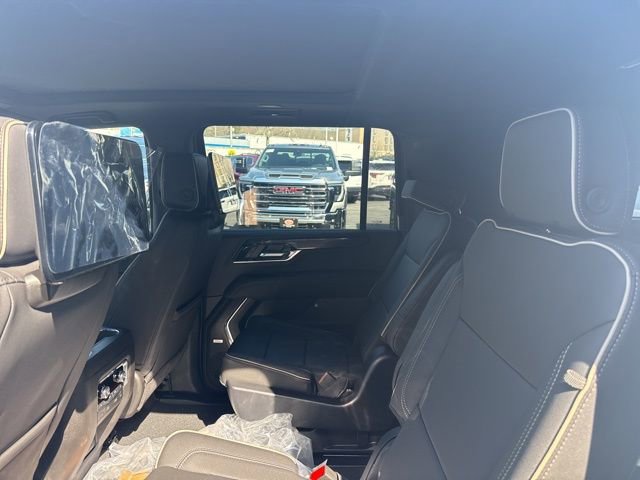New 2026 GMC Yukon XL Elevation image 24