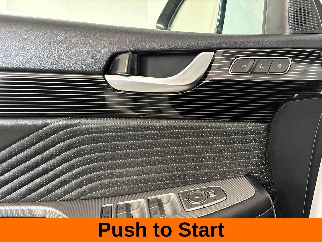 Used 2025 Hyundai Palisade Calligraphy AWD/4WD image 12