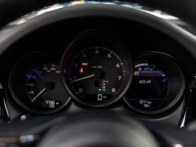 Certified 2025 Porsche Macan image 46