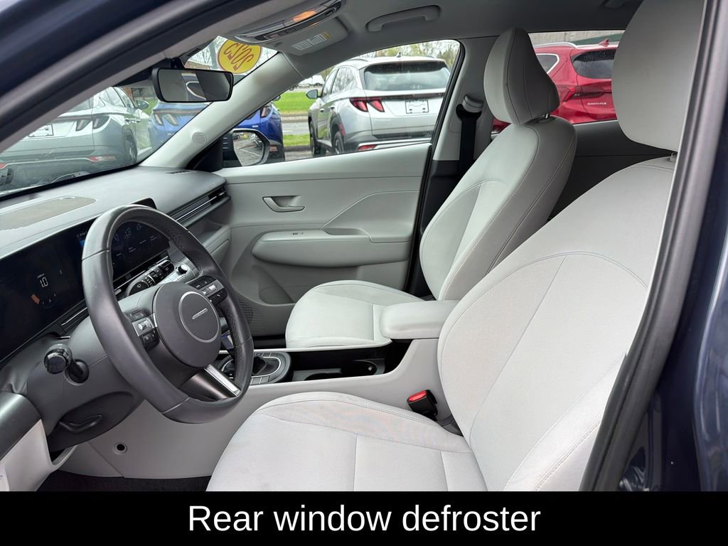 Used 2025 Hyundai Kona SEL image 13
