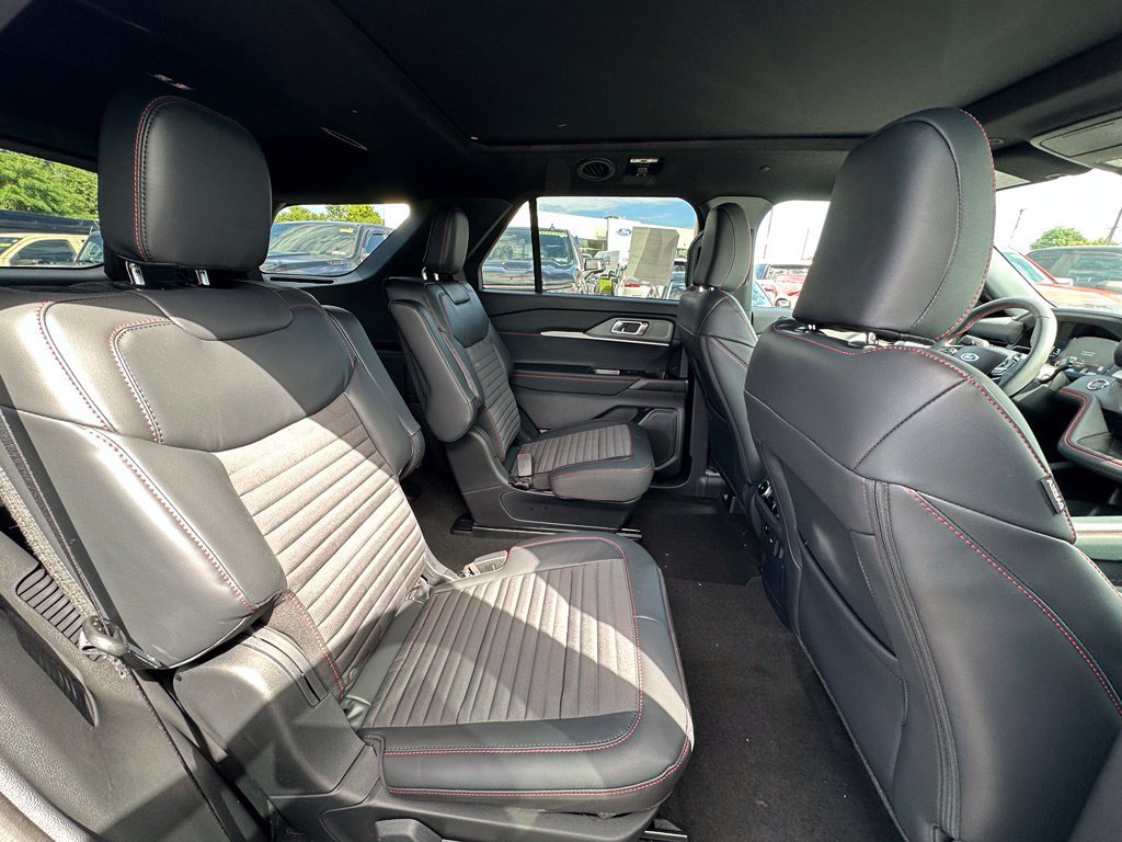 New 2027 Ford Explorer ST-Line AWD/4WD image 25