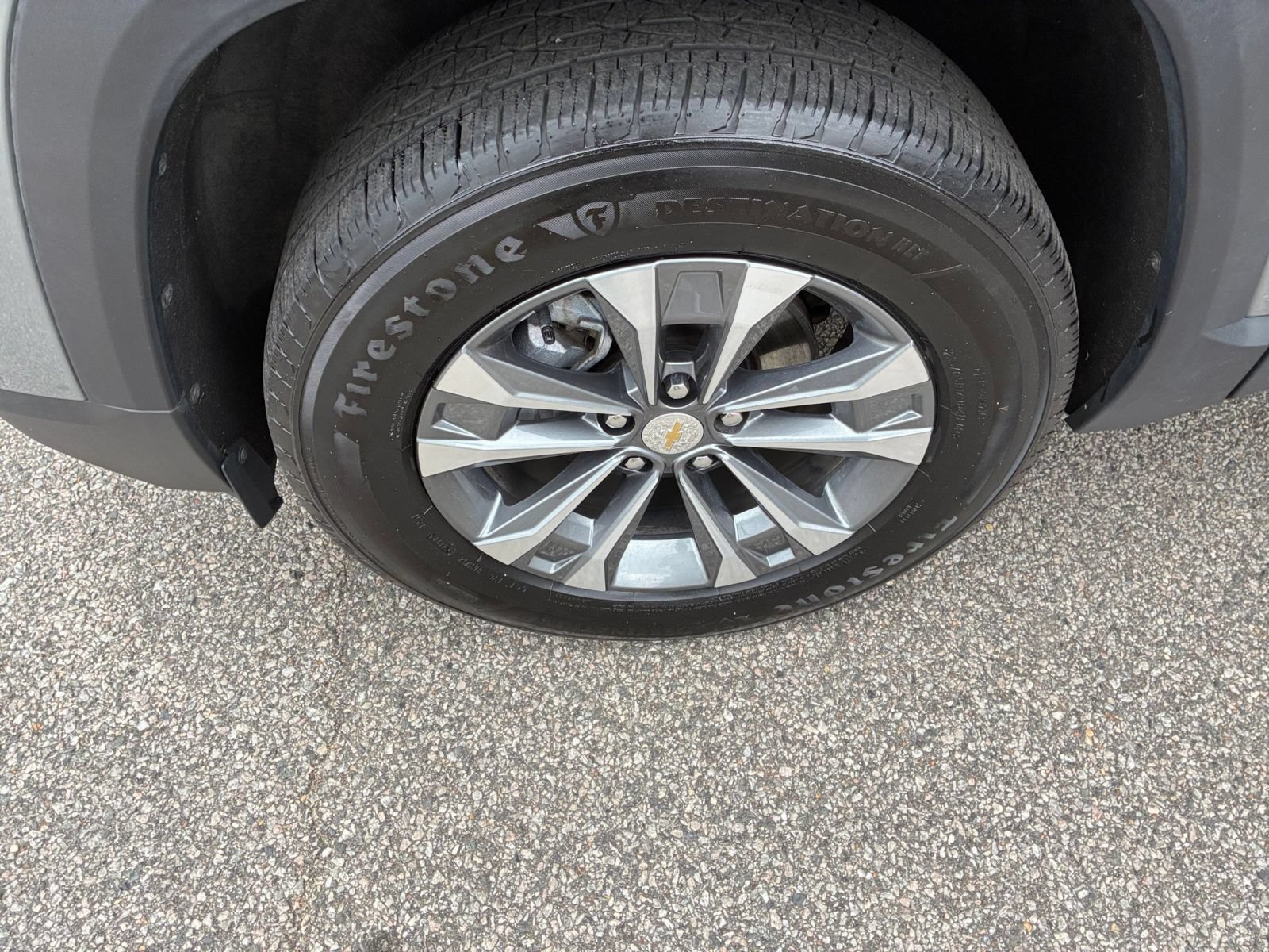 Used 2025 Chevrolet Equinox LT FWD image 24