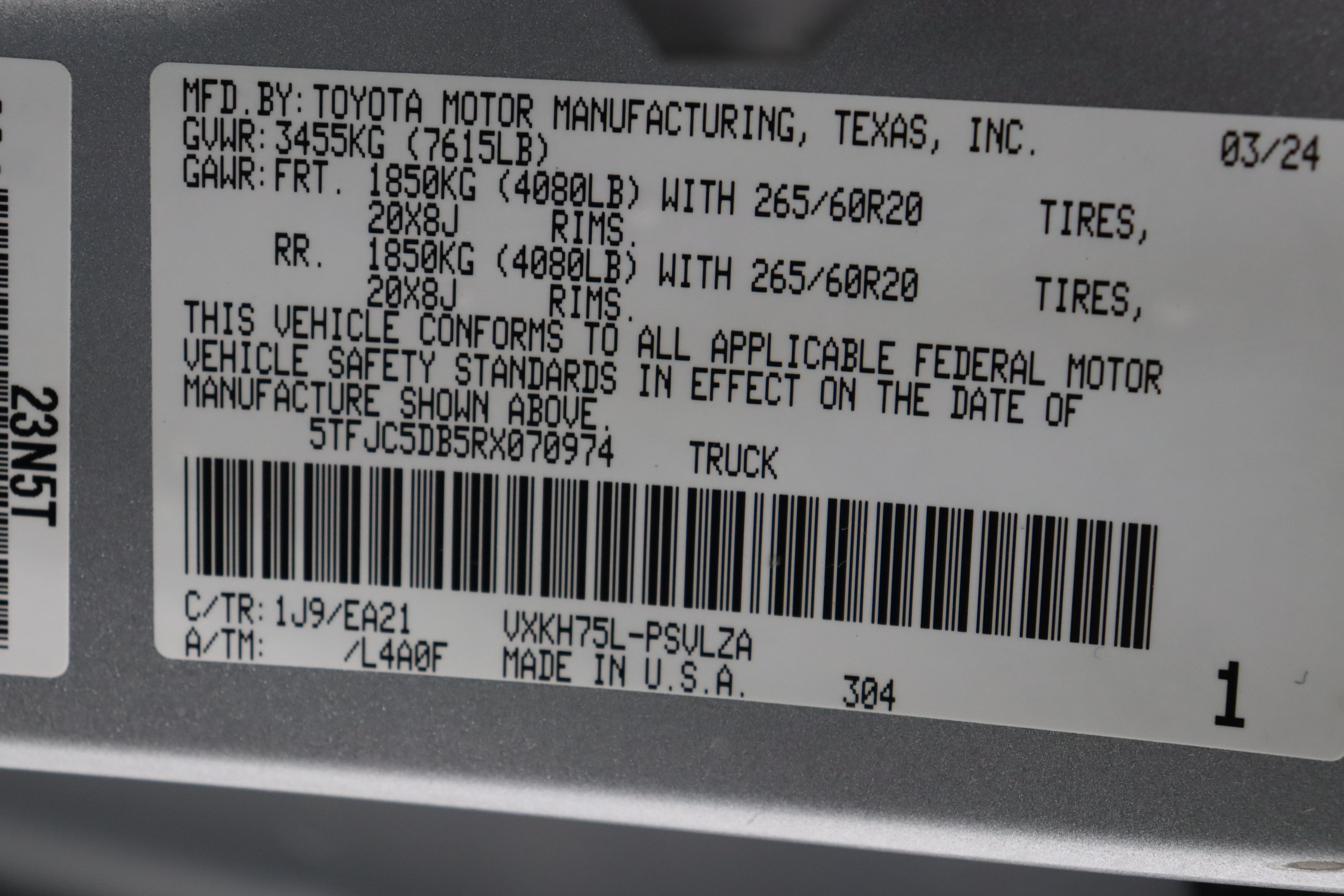 Used 2024 Toyota Tundra Limited w/ Power Package AWD/4WD image 44