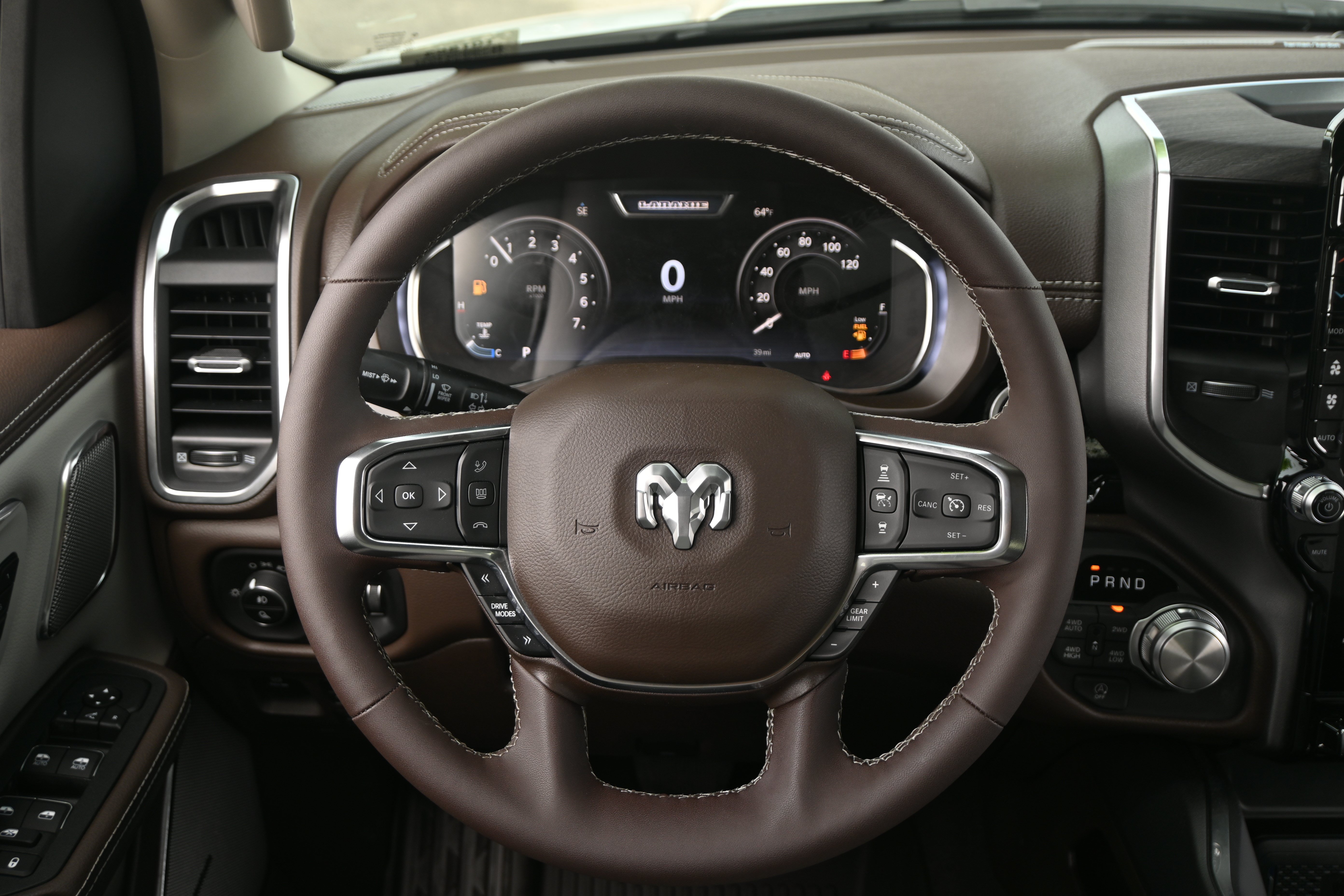 New 2026 RAM 1500 Laramie AWD/4WD image 18