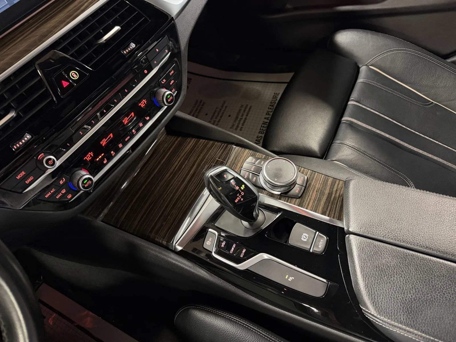 Used 2018 BMW 530i xDrive 530i xDrive Sedan 4D w/ Premium Package image 34