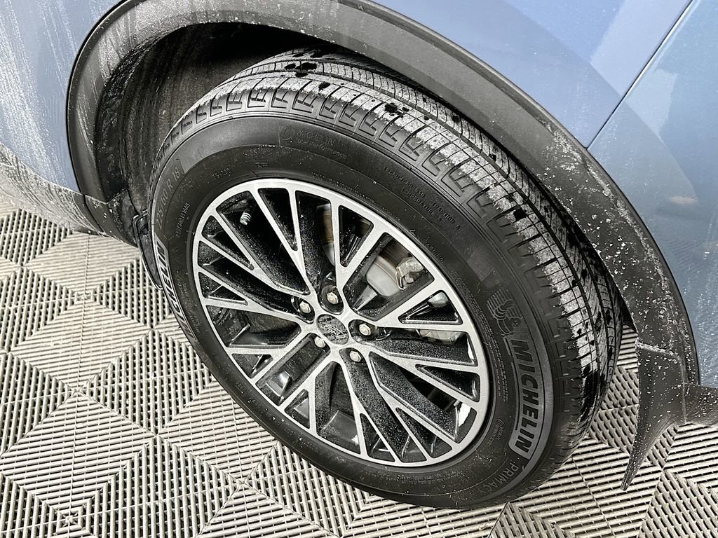 Used 2024 Ford Escape Base image 39