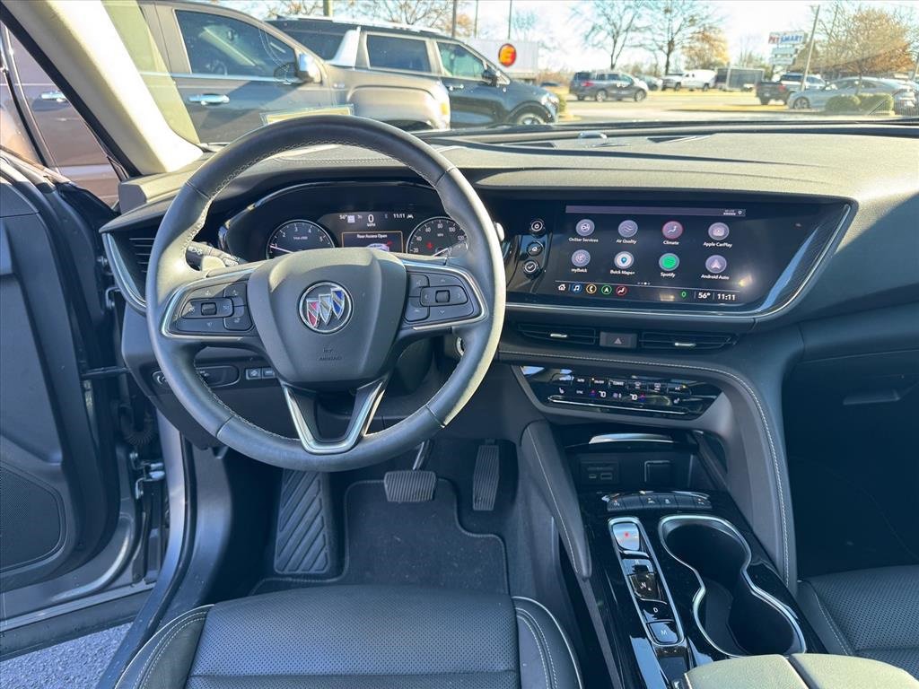 Used 2021 Buick Envision Essence w/ Technology Package I image 12