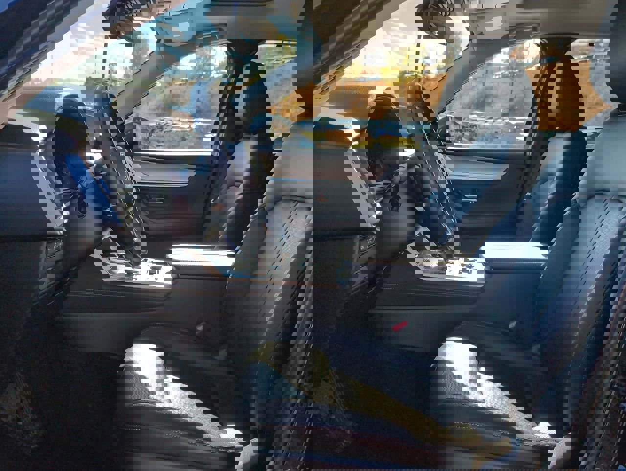 Used 2025 MAZDA CX-70 3.3 Turbo w/ Preferred Package image 11