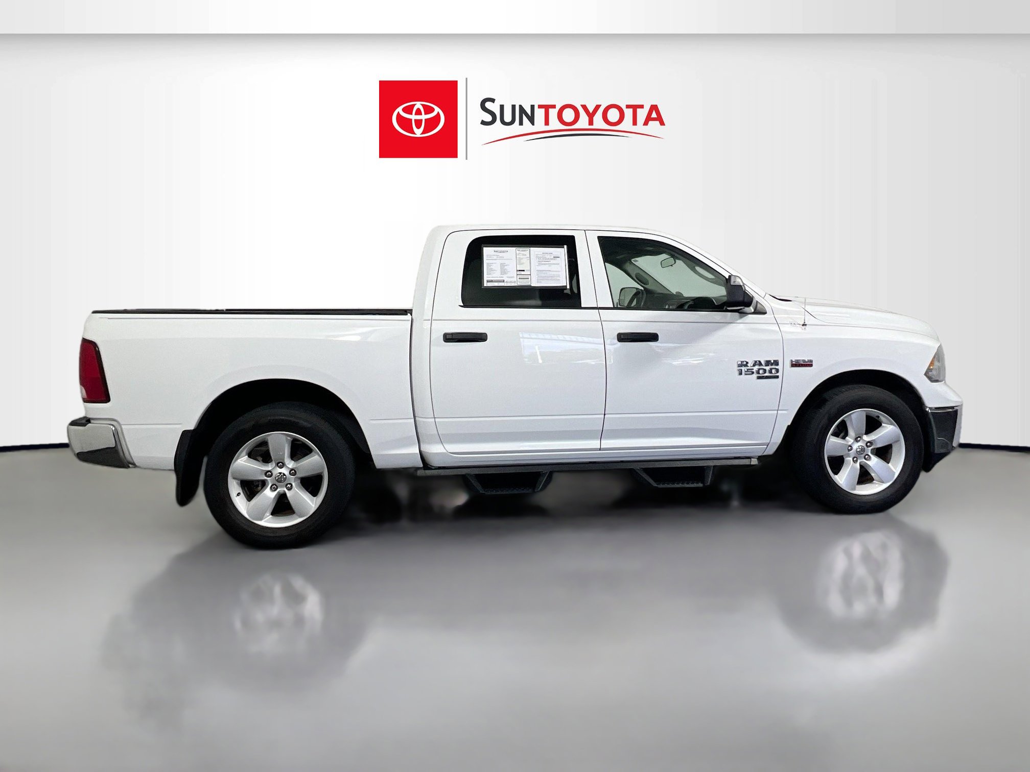 Used 2021 RAM 1500 Tradesman w/ Tradesman SXT Package image 2